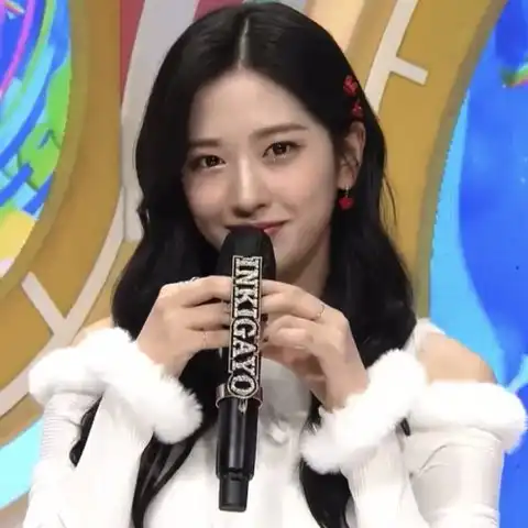 韩网热议安宥真今天真的是传奇