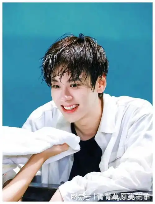 来看看这两位男演员,阳光帅气迷人,演技精湛,我很喜欢网易订阅