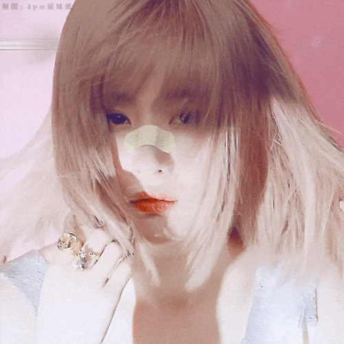 粉红色系头像女生毛晓彤