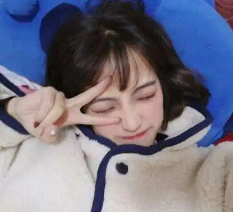 气质好,很容易吸引异性目光的星座,异性缘极好