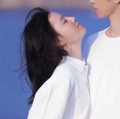 清冷禁欲系女生照片情侣