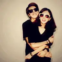 时尚粉嫩qq情侣头像难得柔弱,无需逞强