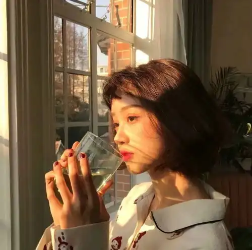 情侣头像愿在你心里的人,就在身边