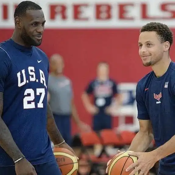 nba早报库里期待和詹姆斯联手克莱恐签约魔术杜兰特回怼黑子