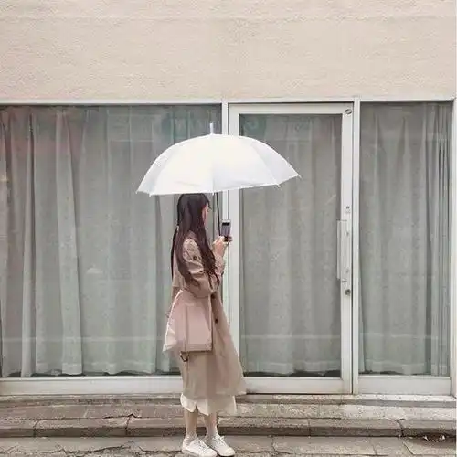 100w人围观等更新90后女孩火爆全网的独居日常