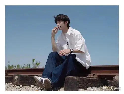 男生夏天约会穿什么衣服拜托,谁不想有一个会穿搭的男朋友非常简单的男生约会穿搭分享短袖衬衫t恤简约高级氛围感男友风男生穿搭