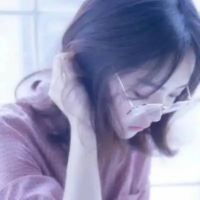 禁欲系真人女头像高冷暗