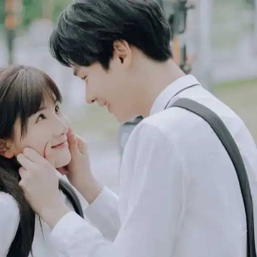 情头白色系情侣头像