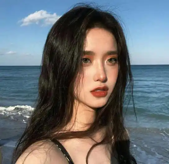 动漫女生头像成熟少女