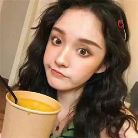 可爱阳光的女生头像