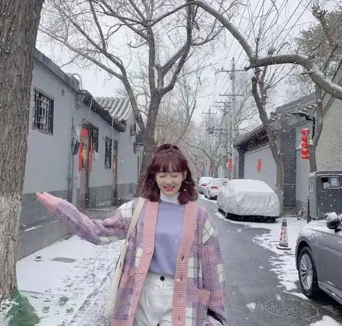 李子璇真厉害,甜美少女和帅酷女孩切换自如,韩系女孩穿搭范本