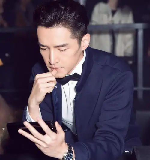 胡歌最应感谢的贵人,正是他们的提醒,才有仙剑一的经典之作