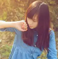 把图片上的字消掉