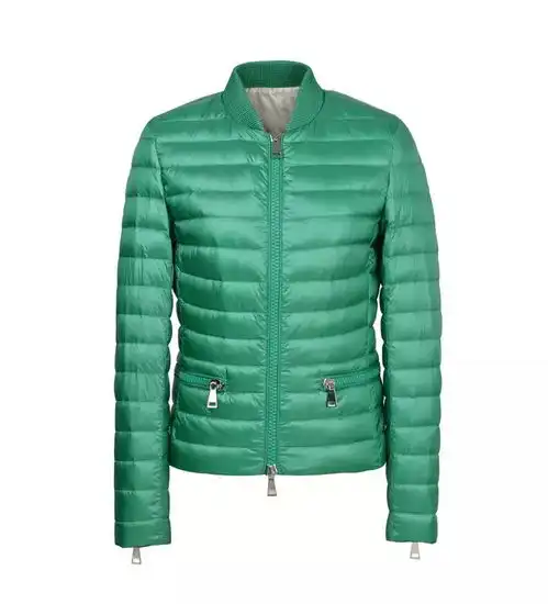 很漂亮的羽皇羽绒夹克,剩藏蓝和绿色的s码,立可拍