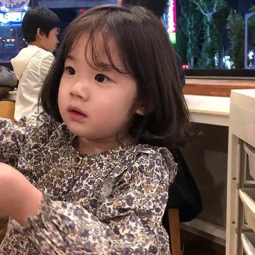 萌娃金雪无字表情包,可自己添加文字,制作专属表情包