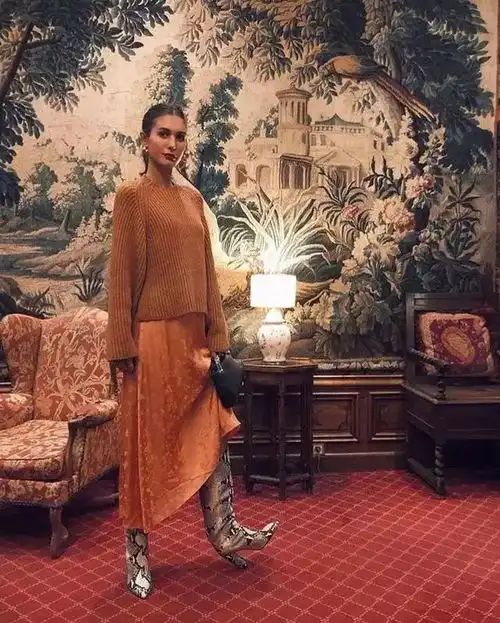 今年大热的潮色靴才是秋冬流行的主题