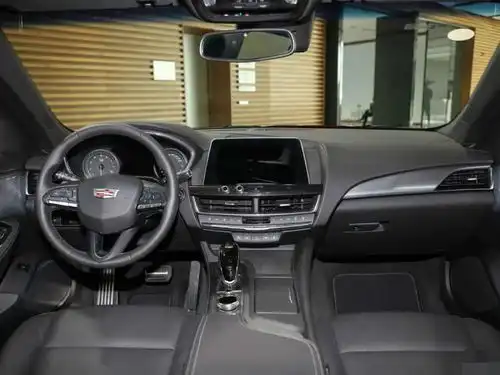 凯迪拉克又一新车来袭,2.0t10at