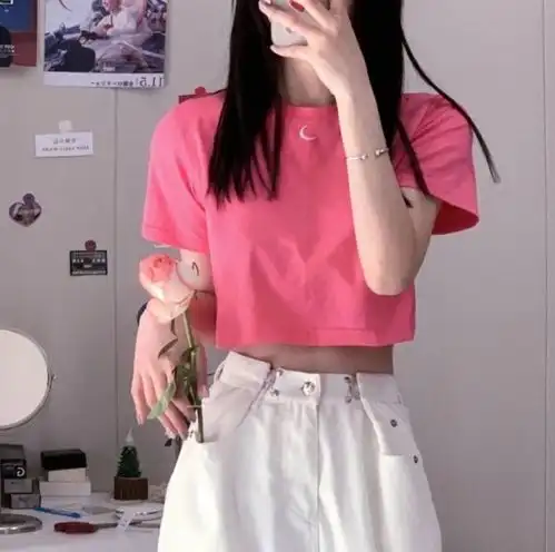 qq头像女生身体部位污