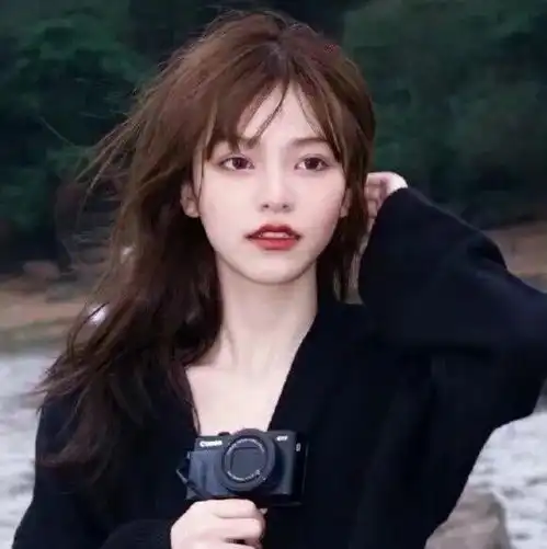高颜值女生头像i了