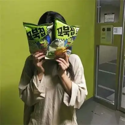 头像个性简约唯美系女生