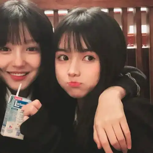 闺蜜头像被人规划在未来里是顶级浪漫