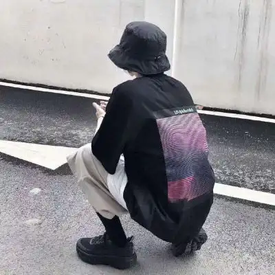 qq头像男生下半身霸气