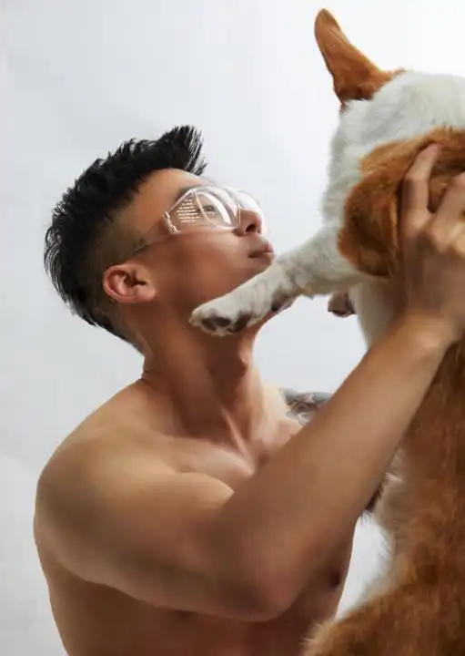 肌肉帅哥的正装写真因太帅被网友盗用,这个宝藏男孩我真的爱了