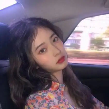 2019御姐女头像高冷气质