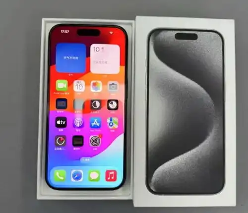 华为vs苹果9月10日双雄对决,三折叠屏手机和iphone16谁主沉浮