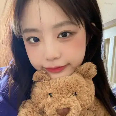 真人照片头像女不是网图,超好看的真人头像女生