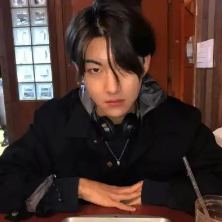 qq男生头像霸气,2020男生头像霸气高冷帅真人