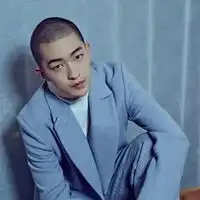 屈楚萧头像ins最新屈楚萧头像