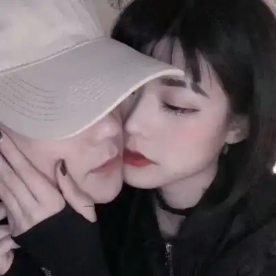 qq情侣头像双人系00后