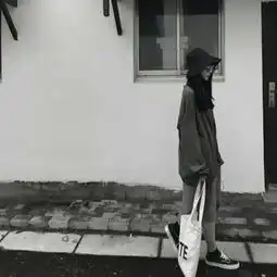 闺蜜背影头像一人一张校园漂亮可爱女生一对