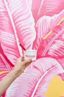 红色系ins少女心壁纸qq