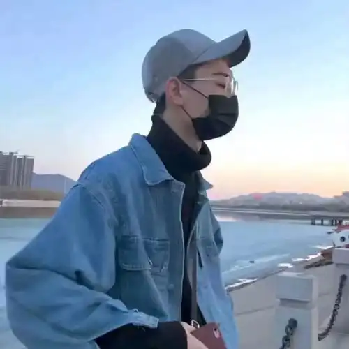 头像偷偷爱着你