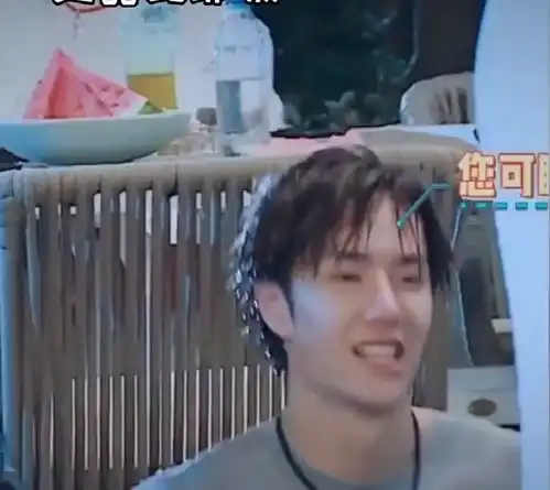 王一博撩发杀,甜系少年秒变禁欲系少年,爱了爱了