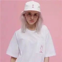 欧美女生夏日清新头像2018高清给你闭上眼睛捂住耳朵的信任