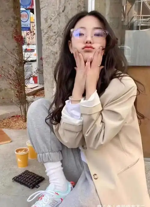 唯有温柔得人心,温柔优雅的韩系穿搭在这里,早秋轻松变女神