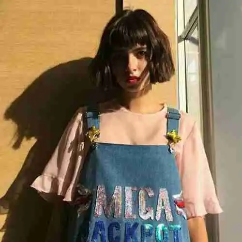 剪刀手卡通少女图片微信头像图片大全