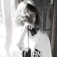 黑白唯美伤感女生图片微信头像图片大全