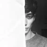 男生头像白色系高清欧美