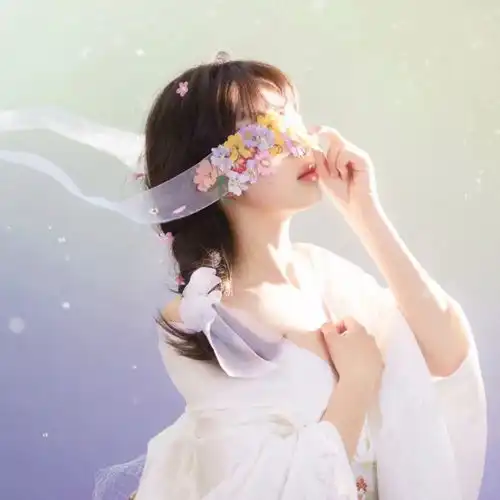 女生头像,最折磨人的是你的忽冷忽热