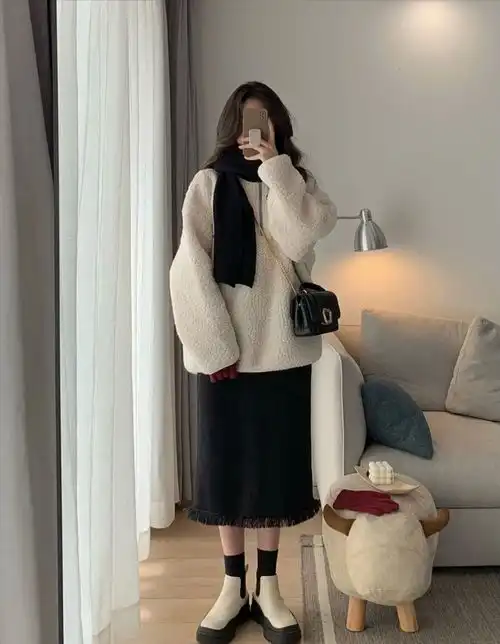 不到160cm的女生怎么穿,暖色调穿搭法值得借鉴,造型可爱还甜美