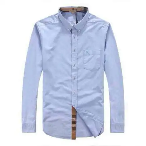 求人推荐一款日系的衬衫.面料一定要好.以前在网上买过衬衫..都特别薄,面料很差.还很透..不要这样