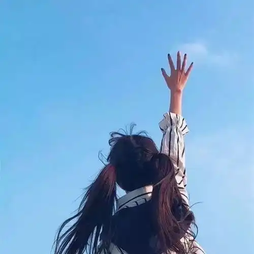 黑色系女生头像个性背影