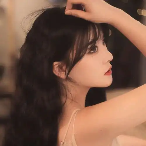 头像女生纯欲风高级感