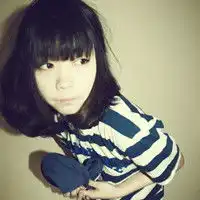 要这个女生的系列套图.........