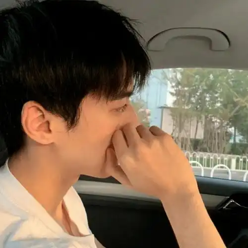 头像有些人遇见了为了永远有些人遇见了为了怀念