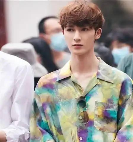 韩系男头像动漫毕雯珺